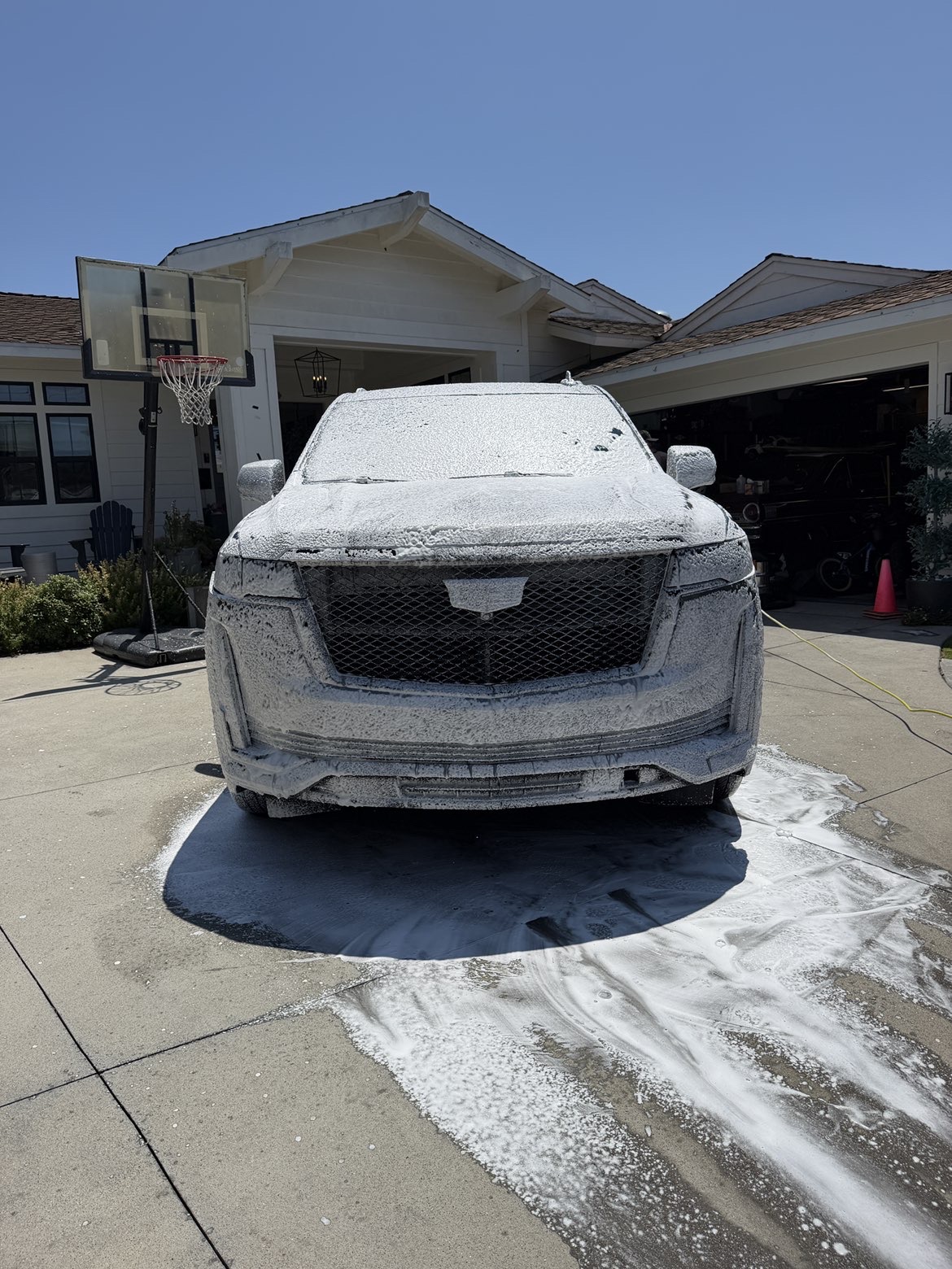 Cadillac Escalade — Foam Bath
